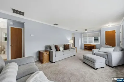 202 Colonial Avenue Saddle Brook NJ 07663