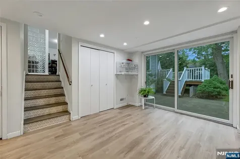 45 Kershner Place Fair Lawn NJ 07410
