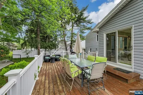 45 Kershner Place Fair Lawn NJ 07410