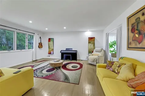 45 Kershner Place Fair Lawn NJ 07410