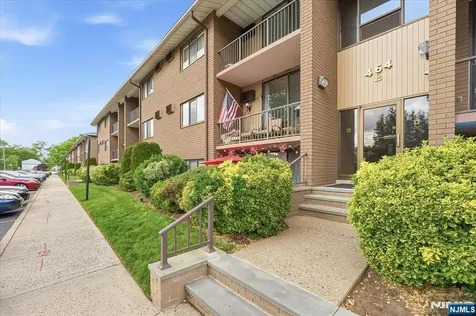 464 Liberty Street Little Ferry NJ 07643
