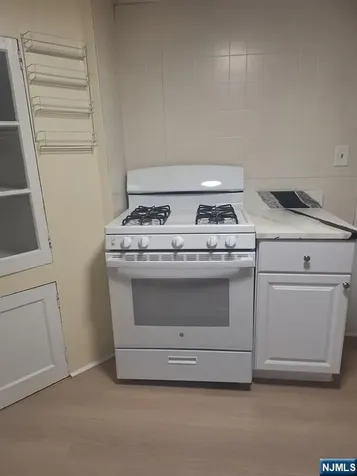 131 Delafield Avenue Lyndhurst NJ 07071