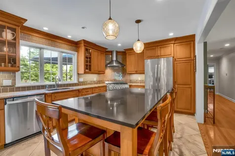 114 Wyckoff Avenue Wyckoff NJ 07481