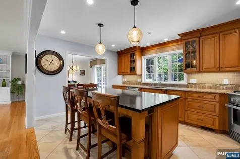 114 Wyckoff Avenue Wyckoff NJ 07481