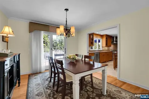 114 Wyckoff Avenue Wyckoff NJ 07481