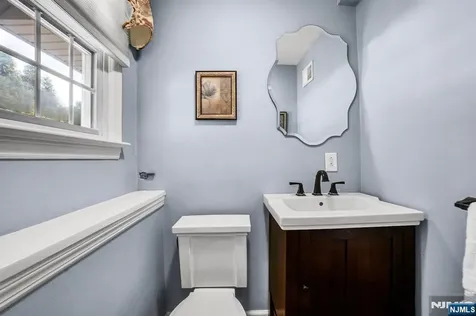 114 Wyckoff Avenue Wyckoff NJ 07481