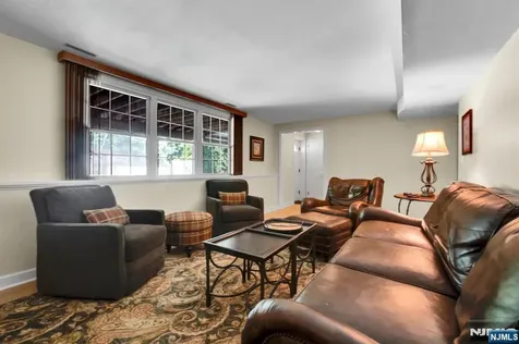 114 Wyckoff Avenue Wyckoff NJ 07481