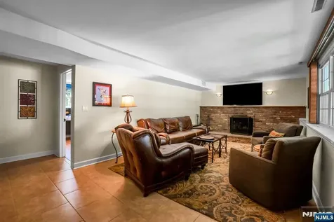 114 Wyckoff Avenue Wyckoff NJ 07481
