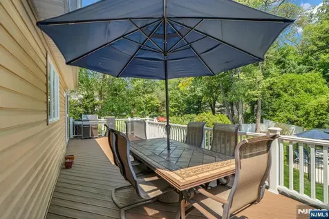 114 Wyckoff Avenue Wyckoff NJ 07481