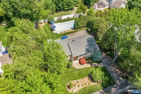 114 Wyckoff Avenue Wyckoff NJ 07481