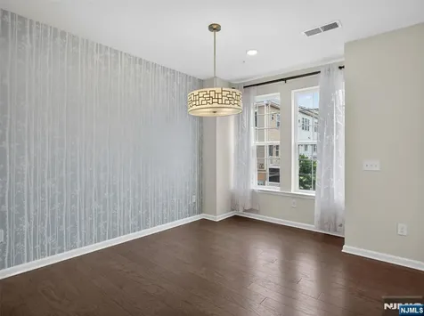 90 Wesmont Drive Wood Ridge NJ 07075