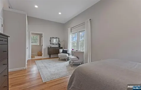 22 Sterling Place Glen Rock NJ 07452