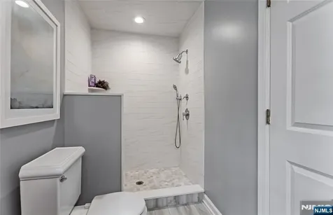 22 Sterling Place Glen Rock NJ 07452