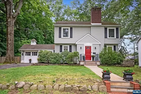 22 Sterling Place Glen Rock NJ 07452