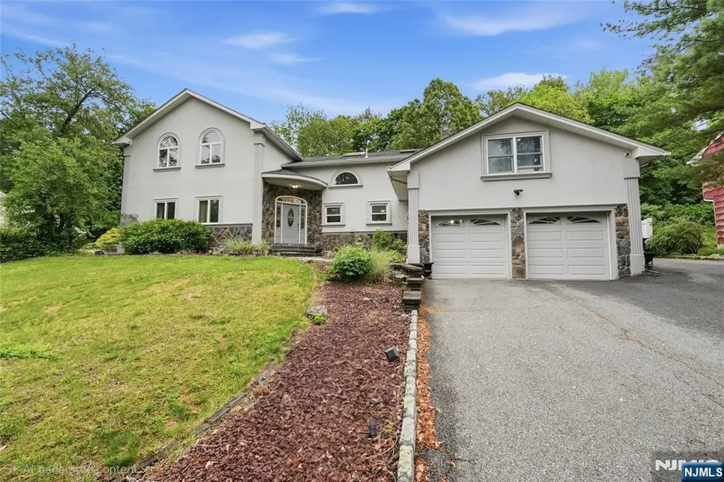 51 Cannonball Road Wanaque NJ 07465