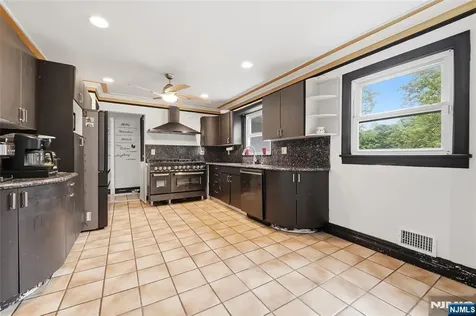 51 Cannonball Road Wanaque NJ 07465