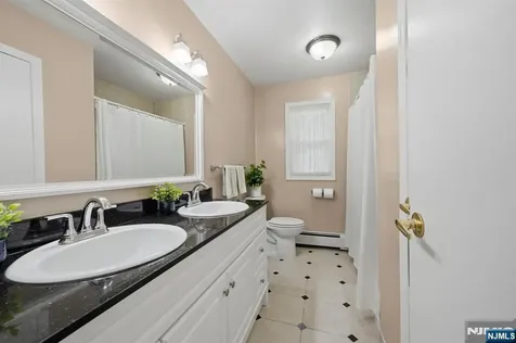 7 Kossuth Place Wayne NJ 07470