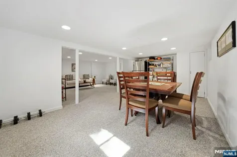 7 Kossuth Place Wayne NJ 07470
