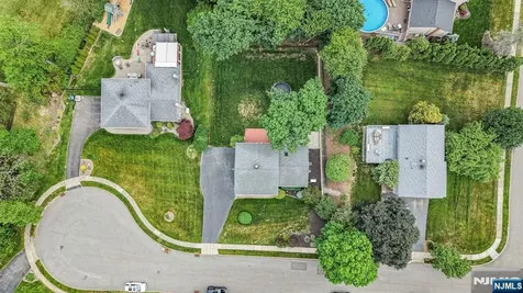 7 Kossuth Place Wayne NJ 07470
