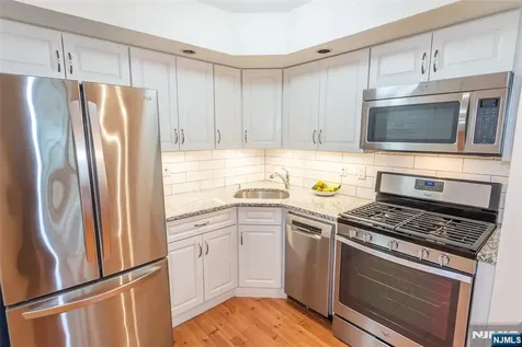 1406 Faulkner Court Mahwah NJ 07430