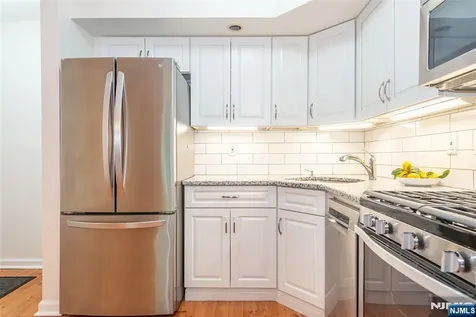 1406 Faulkner Court Mahwah NJ 07430