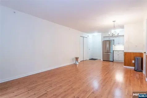1406 Faulkner Court Mahwah NJ 07430