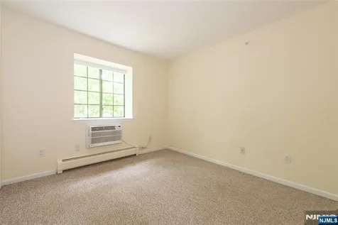 1406 Faulkner Court Mahwah NJ 07430