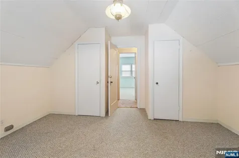 161 Baker Avenue Bergenfield NJ 07621