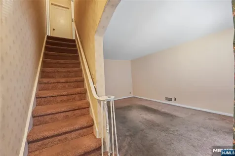 161 Baker Avenue Bergenfield NJ 07621