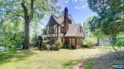 262 Northfield Avenue West Orange NJ 07052