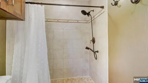262 Northfield Avenue West Orange NJ 07052
