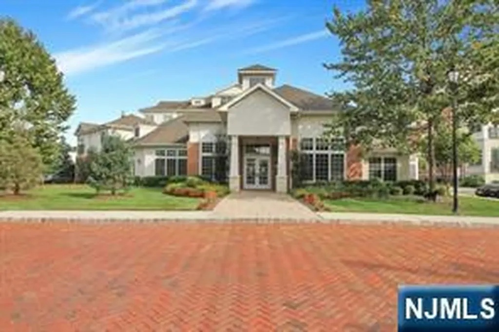 3116 The Plaza Tenafly NJ 07670