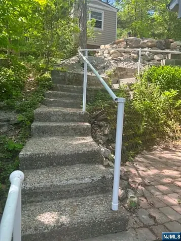 77 Goldfinch Lane West Milford NJ 07421