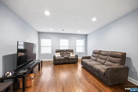 19 Franklin Street Bloomfield NJ 07003