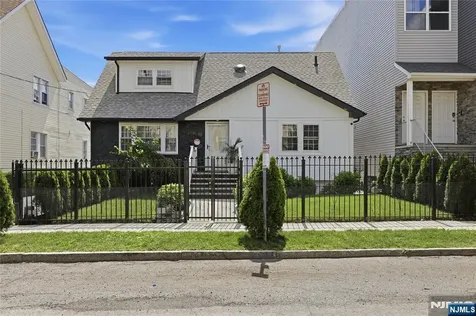 303-305 N 13th Street Newark NJ 07107