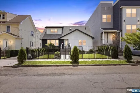 303-305 N 13th Street Newark NJ 07107