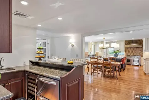 236 Mountain Avenue Ridgewood NJ 07450