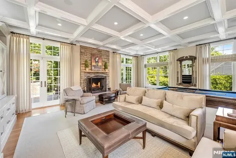 236 Mountain Avenue Ridgewood NJ 07450