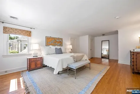 236 Mountain Avenue Ridgewood NJ 07450