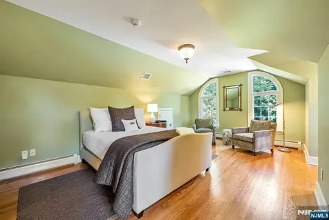 236 Mountain Avenue Ridgewood NJ 07450