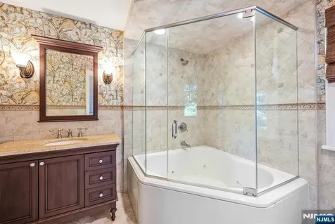 236 Mountain Avenue Ridgewood NJ 07450
