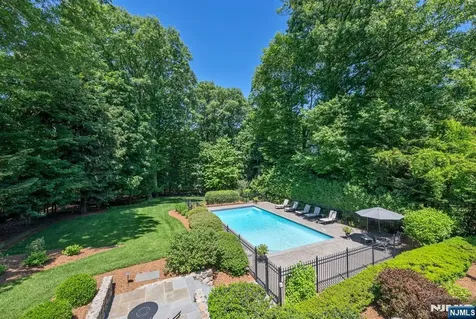 236 Mountain Avenue Ridgewood NJ 07450