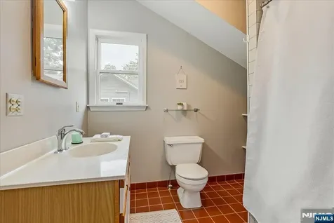 74 Park Avenue Verona NJ 07044