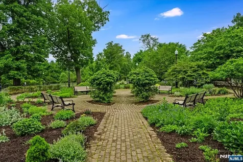 74 Park Avenue Verona NJ 07044
