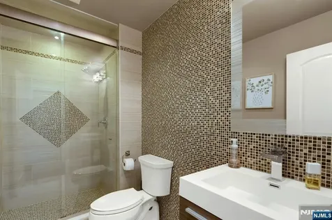 51 Hidden Ledge Road Englewood NJ 07631
