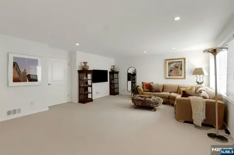 51 Hidden Ledge Road Englewood NJ 07631