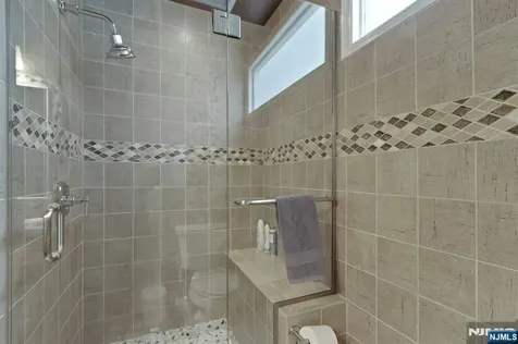 51 Hidden Ledge Road Englewood NJ 07631