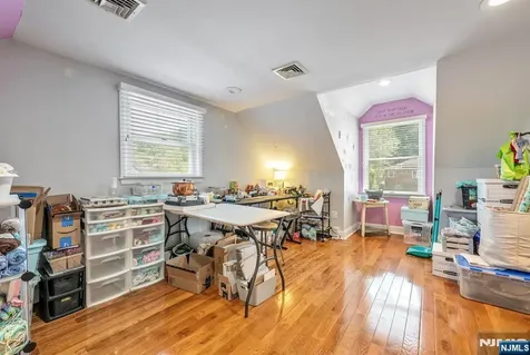 17 Canterbury Road Ringwood NJ 07456