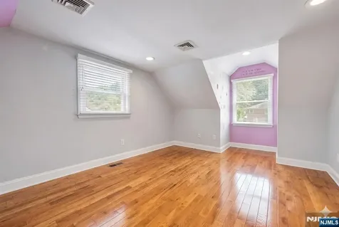 17 Canterbury Road Ringwood NJ 07456