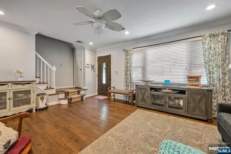 17 Canterbury Road Ringwood NJ 07456